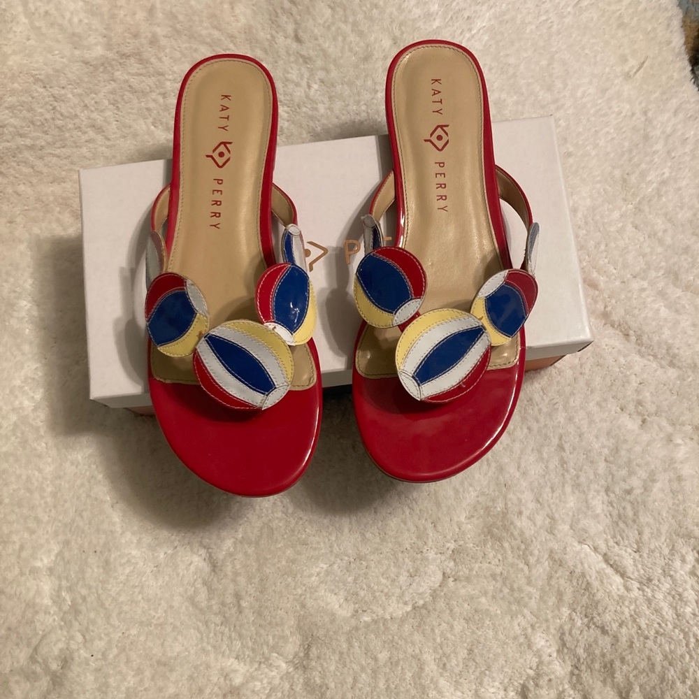 Katy Perry Collections Women's Beach Ball Sandals size 10 in excellent condition